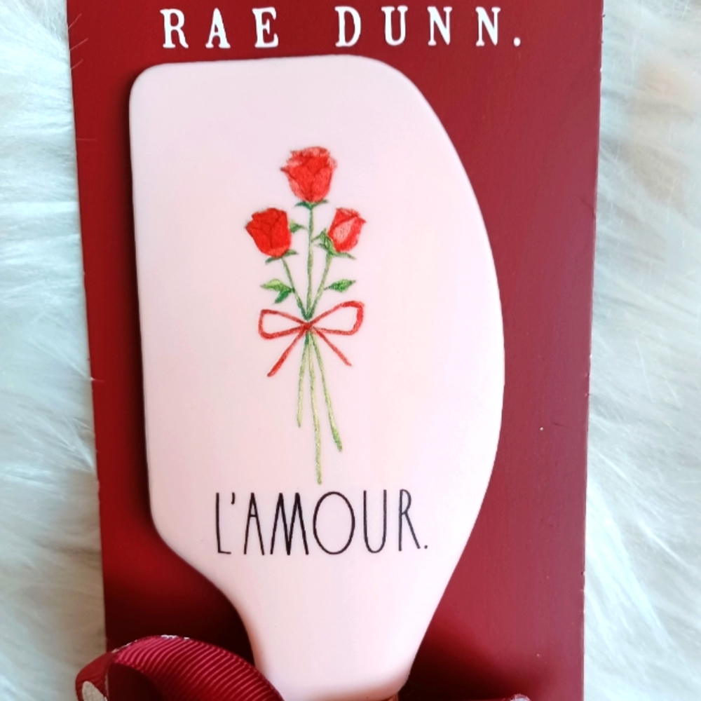 Rae Dunn Spatula and Cookie Cutter Set
